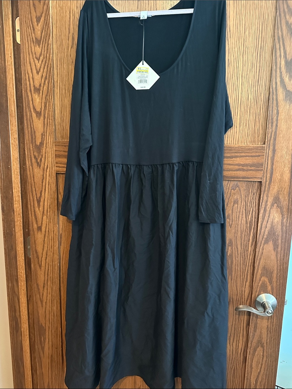 Ava & Viv Black Scoop Neck Long Sleeve Midi Dress with Gathered Waist